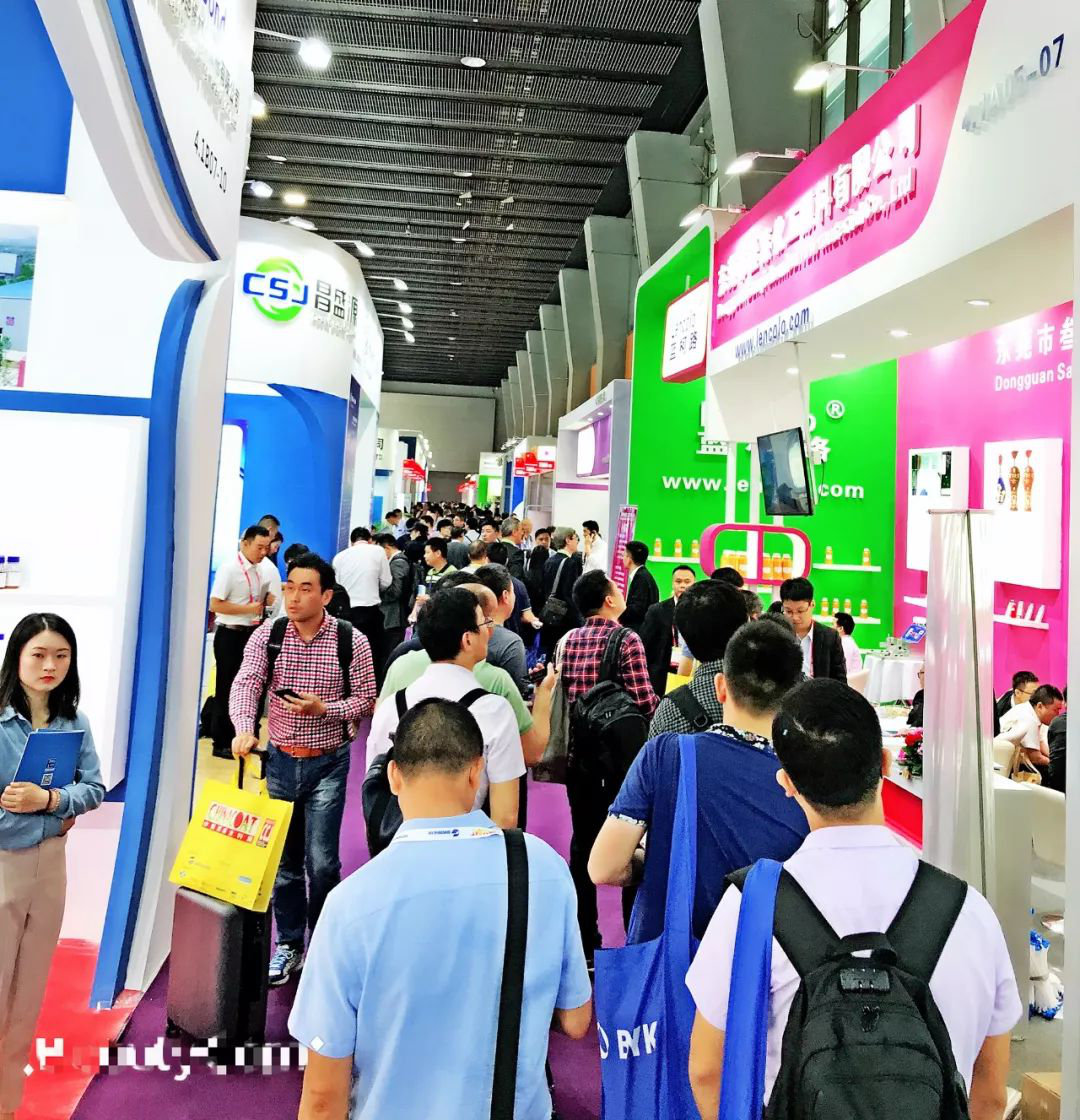 開幕首日，叁漆化工展館燃爆廣州國(guó)際涂料展！-2.png